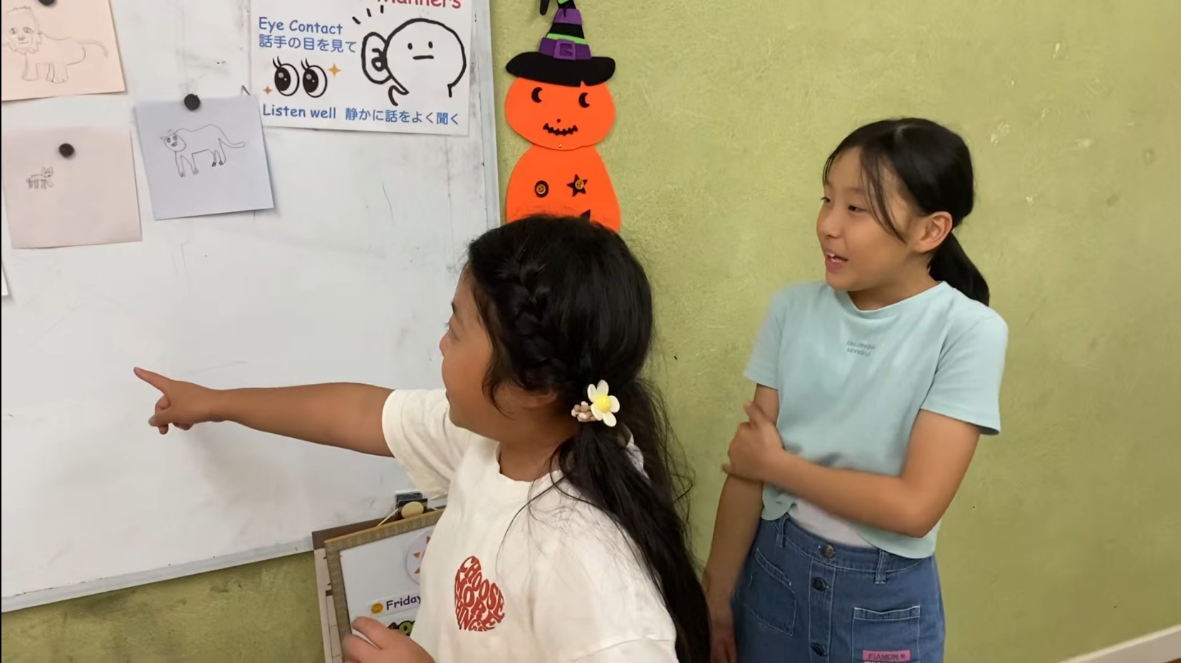 Hand in Hand 2 class